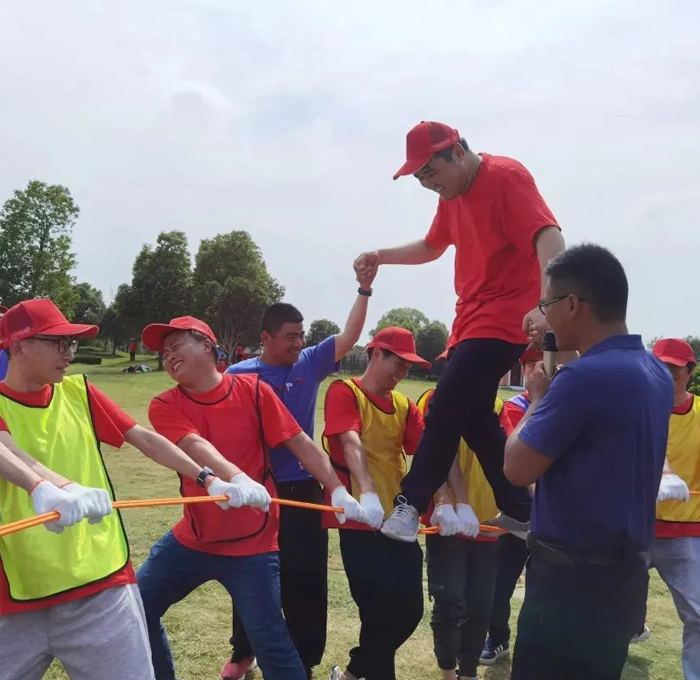 Sincode Team Building - Power Circle Rope Challenge